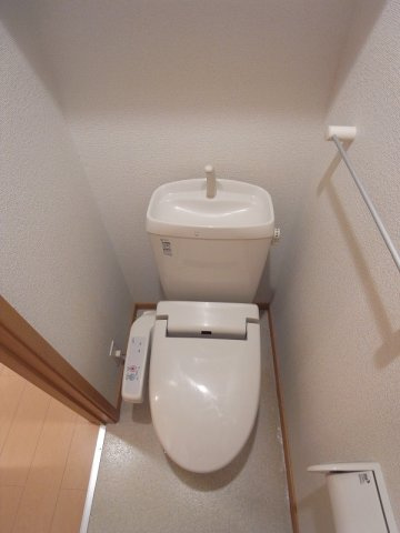 熊本市北区楡木２丁目のアパートのトイレ|コンパクトで使いやすいトイレです