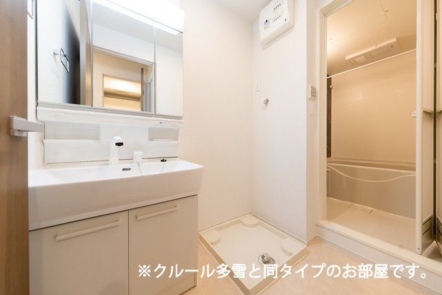 徳山アパートの洗面所