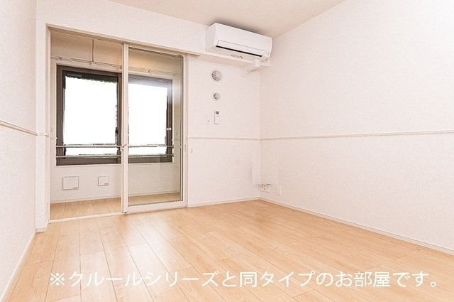徳山アパートの居間・リビング