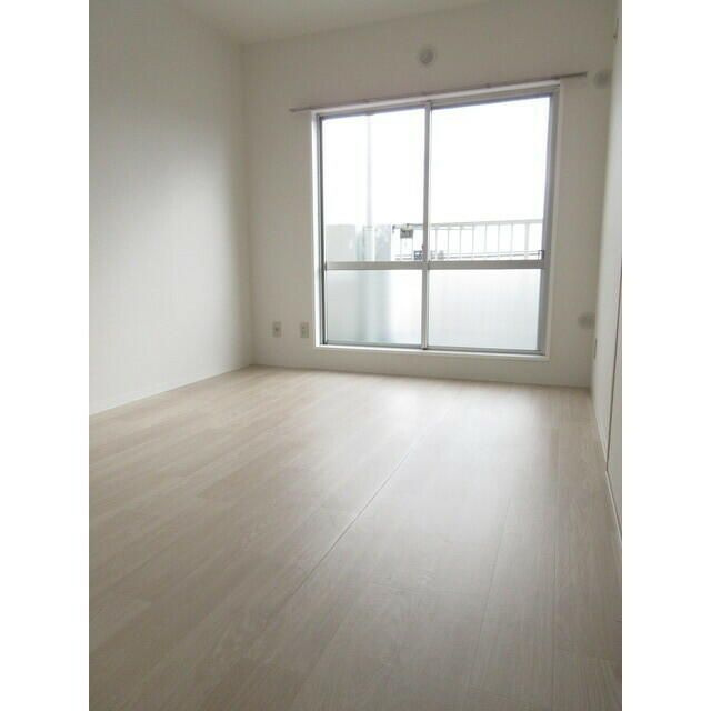 シャロム大和の内装