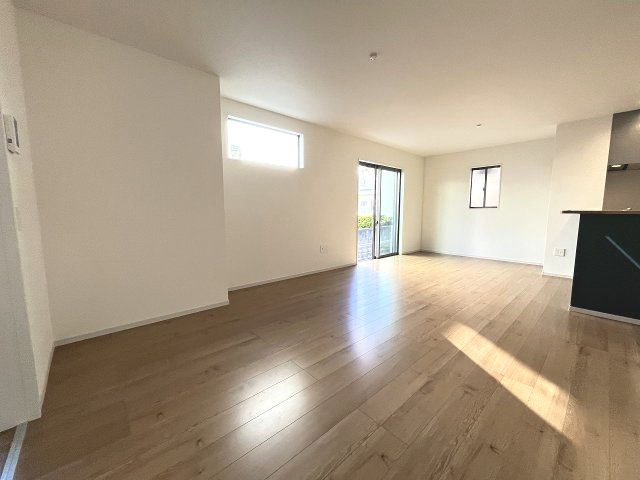 【内装】 | 福岡市南区寺塚1丁目2期　2号棟（全3棟）【仲介手数料無料・0円】 | 施工例。施工例は完成時と異なる場合があります。