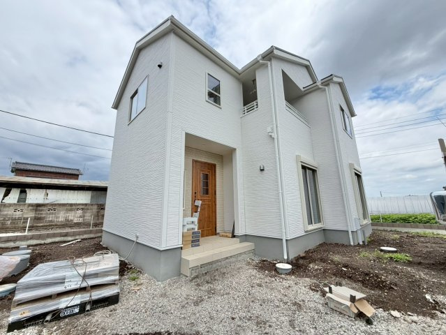 【外観】 | 高崎市金古町　新築住宅 | 現地ご案内ツアー開催中！早朝やお仕事帰りのご見学にもすぐ対応致します！見学ご予約はコアライブまでお気軽にお問い合わせ下さい！