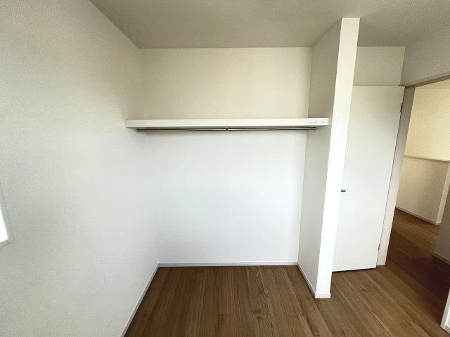 【収納】 | 福岡市南区寺塚1丁目2期　3号棟（全3棟）【仲介手数料無料・0円】 | 施工例。施工例は完成時と異なる場合があります。