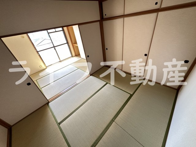 タカマツレジデンス布施southの和室|日本らしい落ち着いた雰囲気の和室です