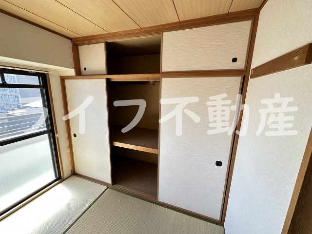タカマツレジデンス布施southの収納|大きなものも収納できそうです