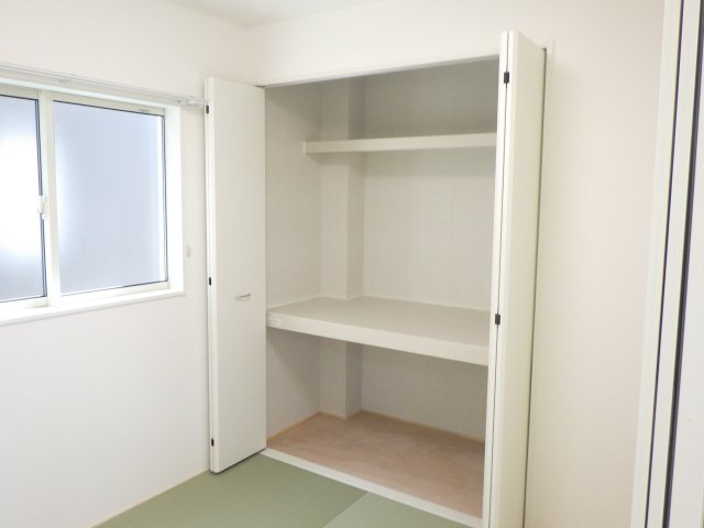 新築戸建　亀埼2丁目の収納