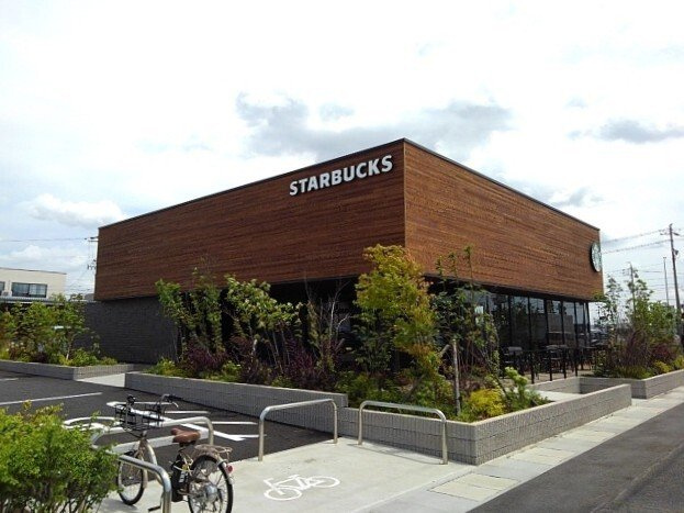 ｈｅｉｇｈｔｓ　ｌａｕｒｉｅｒの周辺|スターバックスコーヒーまで1800m