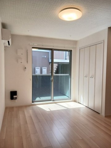ｈｅｉｇｈｔｓ　ｌａｕｒｉｅｒの居間・リビング