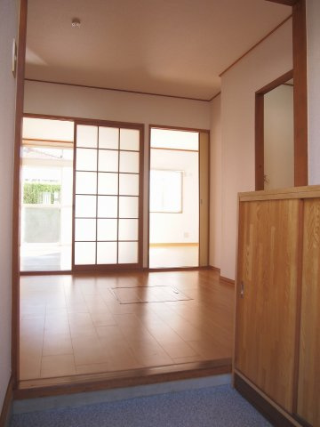 シティハイツ東川Ｂの玄関
