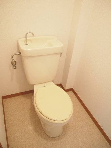 シティハイツ東川Ｂのトイレ