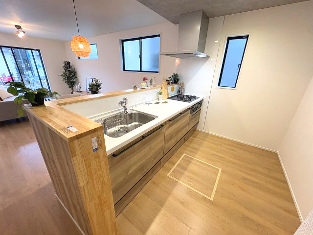 【キッチン】 | 糟屋郡粕屋町花ヶ浦2丁目4期　1号棟（全1棟）【仲介手数料無料・0円】 | 施工例。施工例は完成時と異なる場合があります。