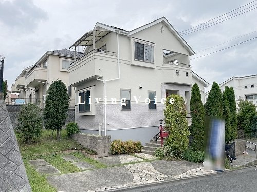 【仲介手数料０円】平塚市めぐみが丘2丁目　中古一戸建ての外観|平塚市めぐみが丘2丁目　中古一戸建て