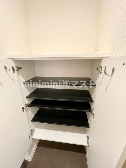 APRILE南森町の収納
