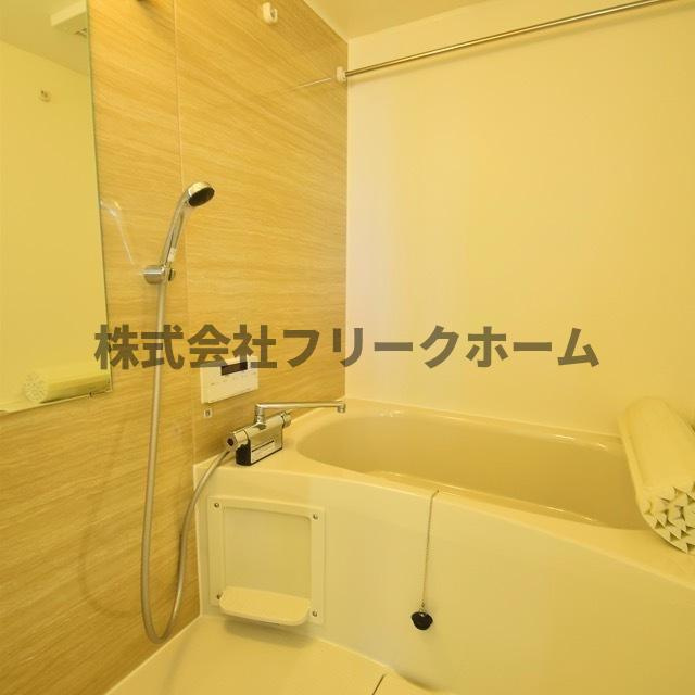 武蔵野市吉祥寺南町５丁目の賃貸マンションの浴室