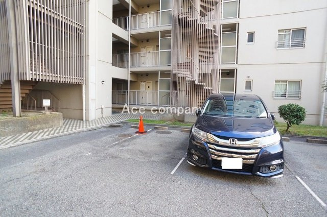 【駐車場】の画像