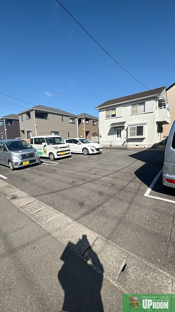 エクセルフジの駐車場