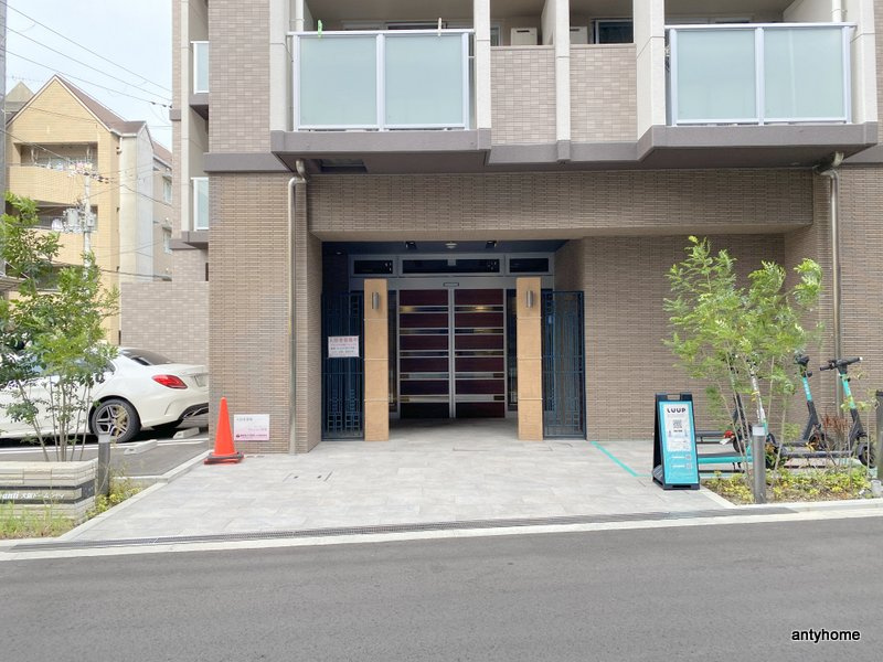 アバンティ大阪ドームシティ　仲介手数料無料のエントランス