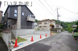 【前面道路含む現地写真】 | 【仲介手数料無料！！】八王子市長沼町　新築戸建て（全1棟）1号棟　4799万円