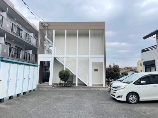 レオパレス竹下の外観