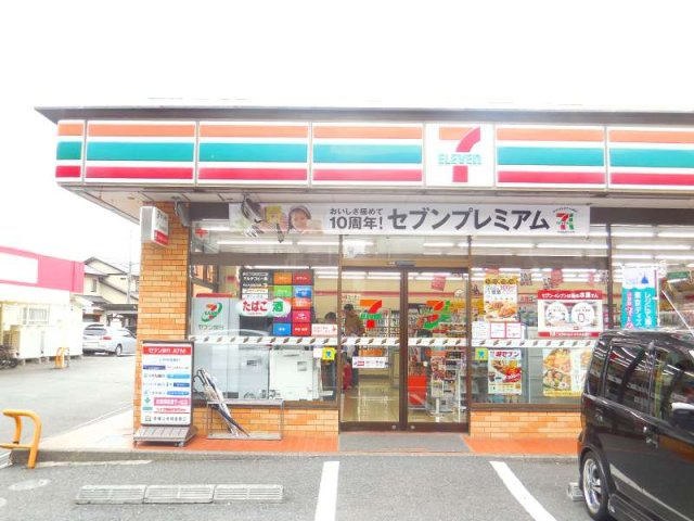 レオパレス朝日の周辺