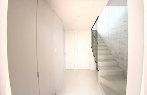 ミッドタウン出水の玄関