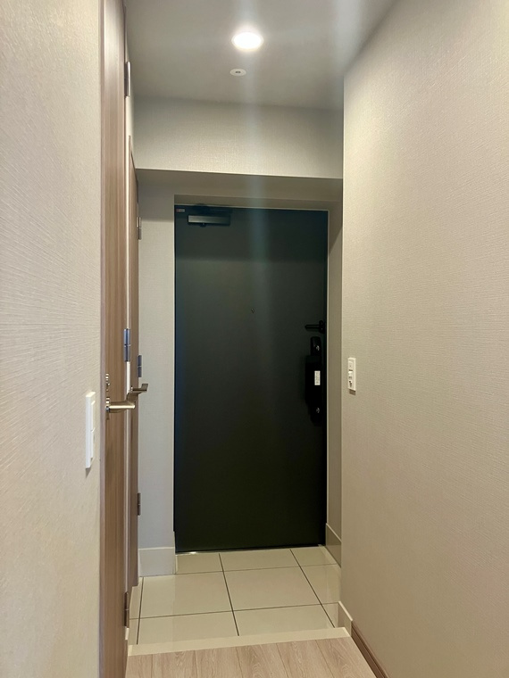 サンクレイドル浅草ＩＩＩの玄関
