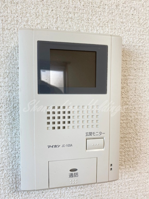 アムール シュシュ Ⅱのセキュリティ|モニター付きインターホン♪