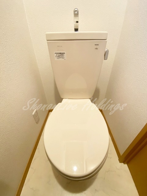 アムール シュシュ Ⅱのトイレ|トイレに窓ございます♪