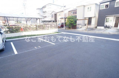 【駐車場】 | ア ドマーニ