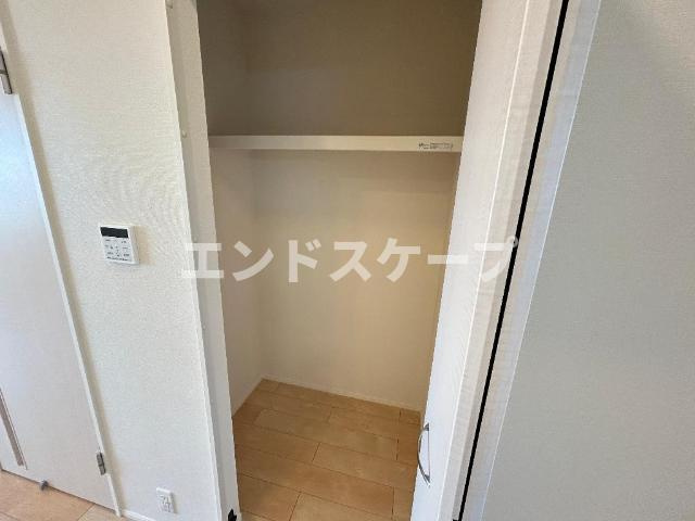ルピナス　Ｂの収納|リビング収納
高崎、前橋のお部屋探しはエンドスケープまで！お客様の理想お聞かせ下さい♪