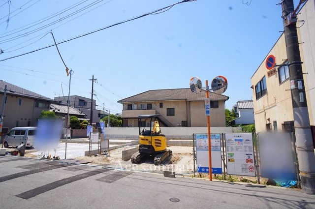 【内観：施工例】 | 東住吉区住道矢田4丁目　【1号棟/全4棟】 | 【同社による同仕様の施工例】対面式のカウンターキッチンです♪