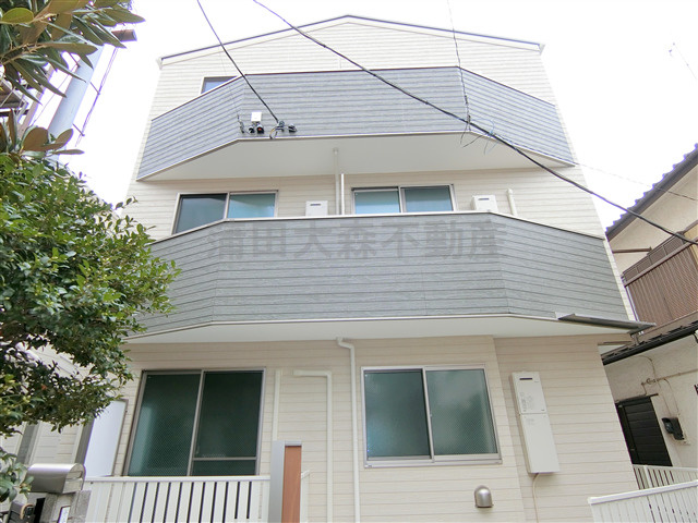 クレル蒲田の外観|外観　2018年10月築　木造3階建て総戸数6戸の賃貸アパート　東京都大田区西蒲田3丁目