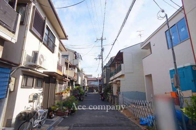 【前面道路含む現地写真】 | 八尾市山城町3丁目 | 両面道路☆【道路：東側幅員4ｍ、西側幅員4ｍ】