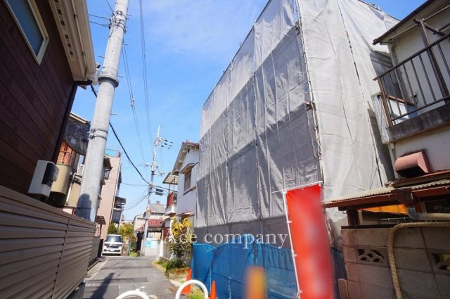 【前面道路含む現地写真】 | 八尾市山城町3丁目 | 両面道路☆【道路：東側幅員4ｍ、西側幅員4ｍ】