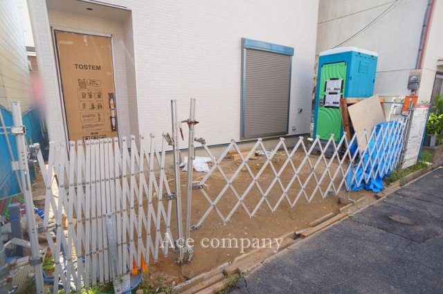 【駐車場】 | 八尾市山城町3丁目 | 【只今建築中！現地2026年5月9日現在☆】東側の外観