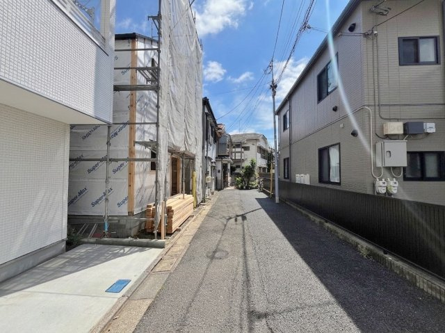 板橋区西台2丁目 限定1棟の前面道路含む現地写真|西台2丁目の落ち着いた住宅地に誕生します
是非、現地にて陽当たりや周辺環境などご確認ください
～お気軽にお問い合わせください～