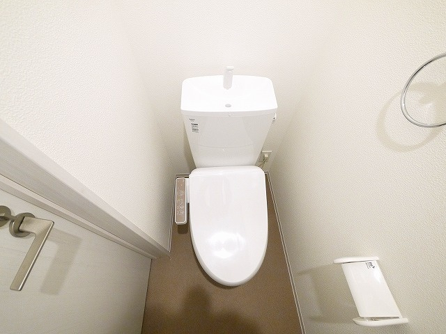 ジーメゾン大和郡山カシータのトイレ