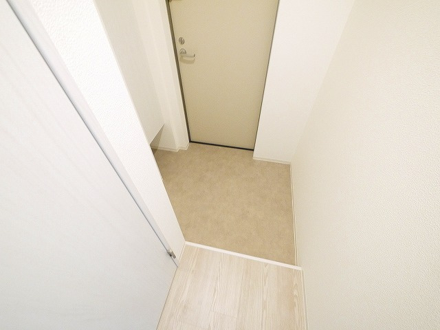 ジーメゾン大和郡山カシータの玄関
