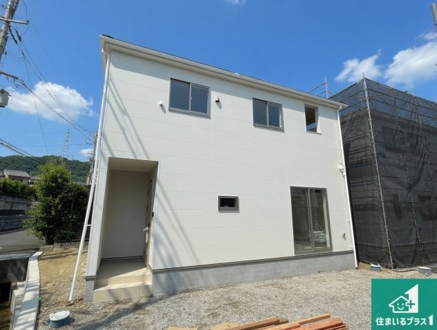 交野市神宮寺　第7期　新築一戸建ての外観|お客様に長く安心して住んでいだだける事にこだわった家づくり！住んでからのアフターサービスにもしっかりと取り組んでいます！