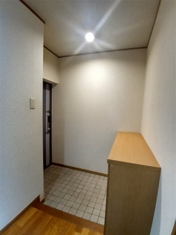ステイツマンション泉町の玄関