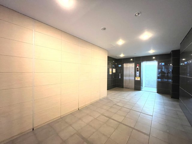 アーバネックス四ツ橋のロビー