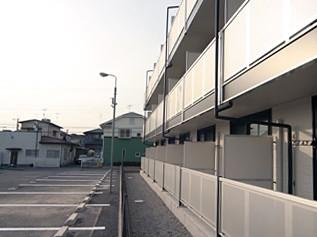 レオパレスフリーダムベッセルⅣのバルコニー