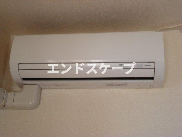 シャンティの設備|エアコン
高崎、前橋のお部屋探しはエンドスケープまで！お客様の理想お聞かせ下さい♪