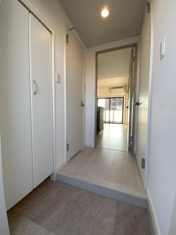 【玄関】 | MODERN PALAZZO 箱崎駅前