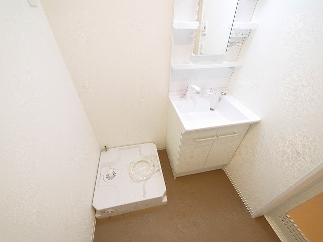 ジーメゾン大和郡山カシータの洗面所