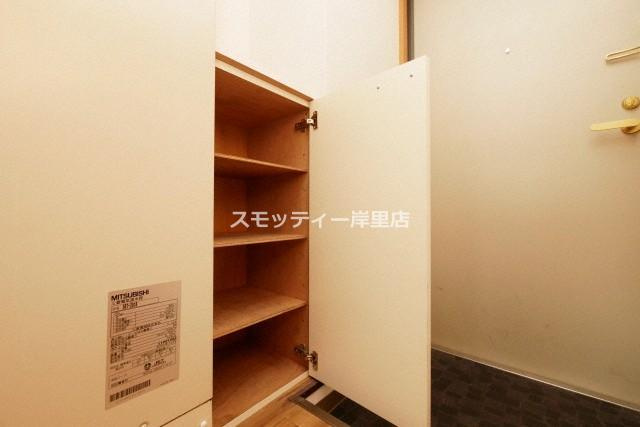 オズレジデンス天下茶屋の収納