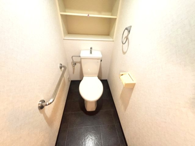 フォリア岡本のトイレ