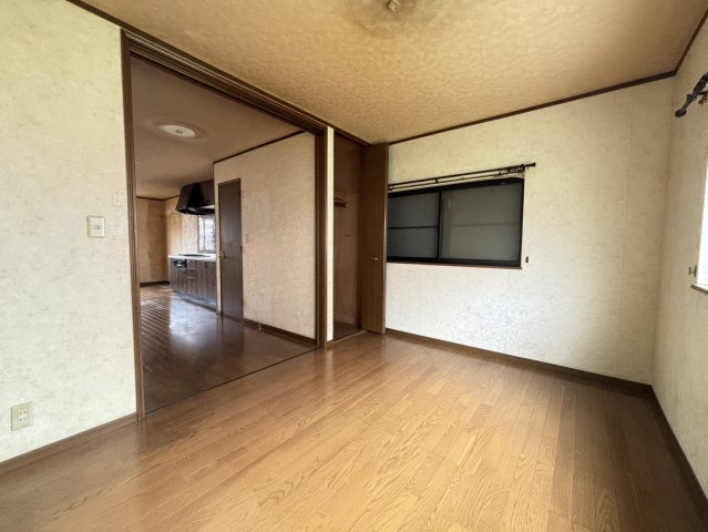 高石市綾園2丁目　中古戸建の洋室