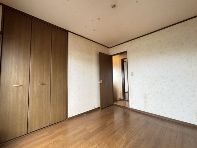 高石市綾園2丁目　中古戸建の洋室