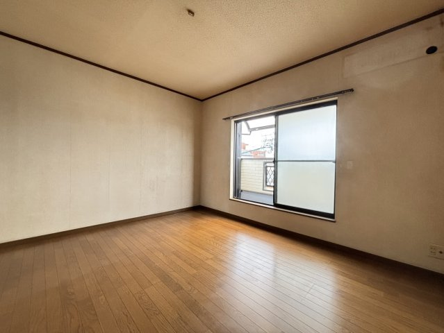高石市綾園2丁目　中古戸建の洋室